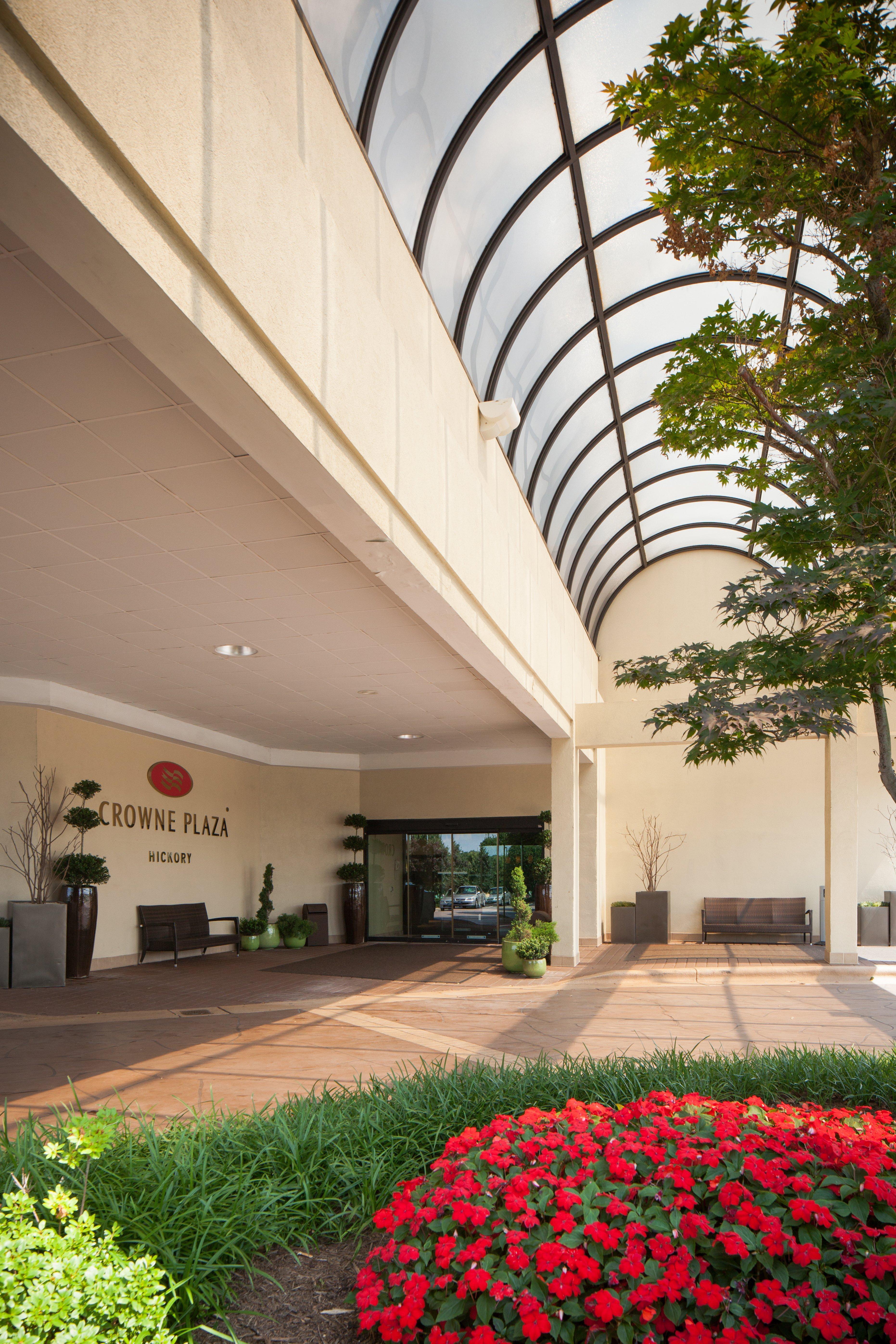 Crowne Plaza Hotel Hickory By Ihg Bagian luar foto