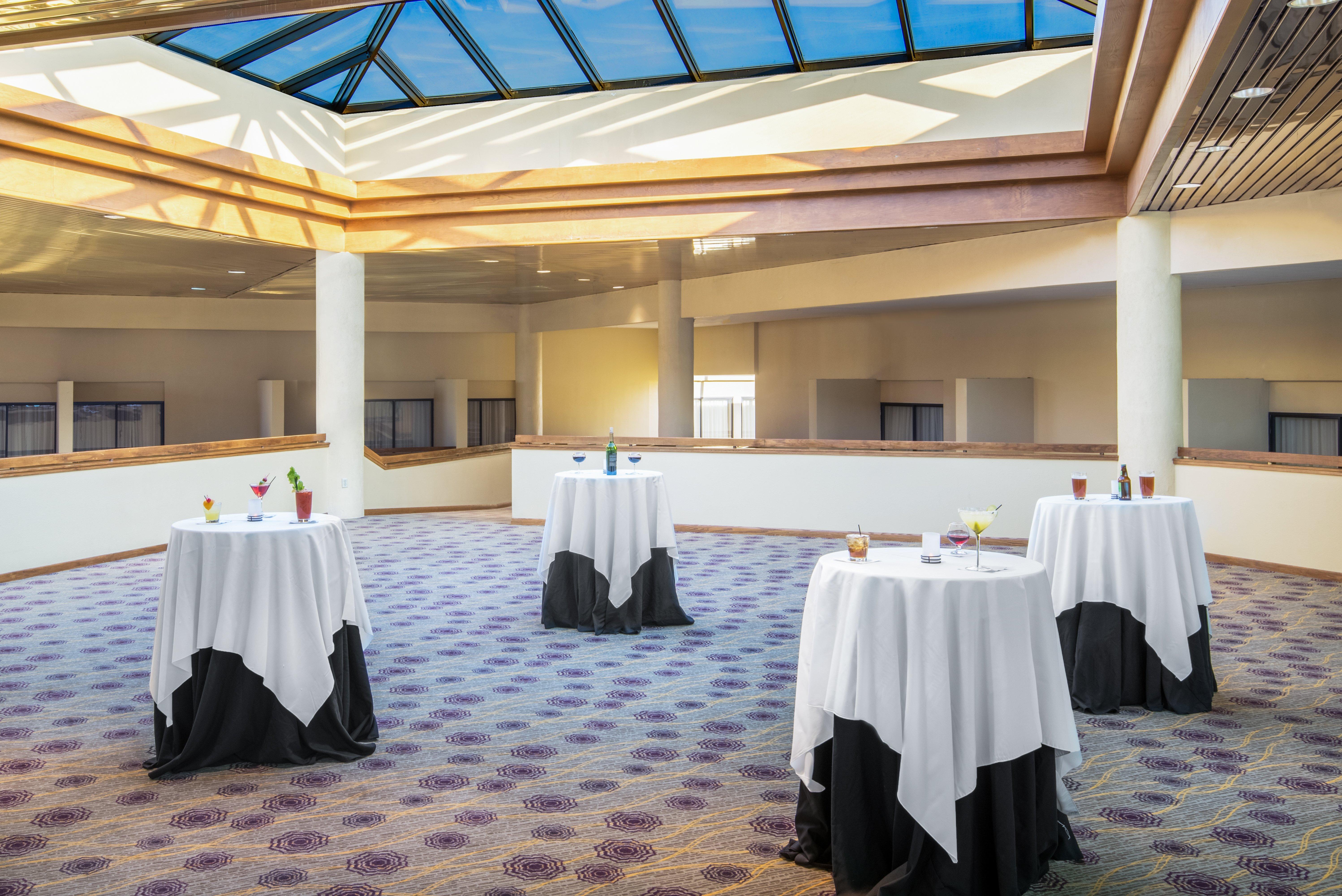 Crowne Plaza Hotel Hickory By Ihg Bagian luar foto