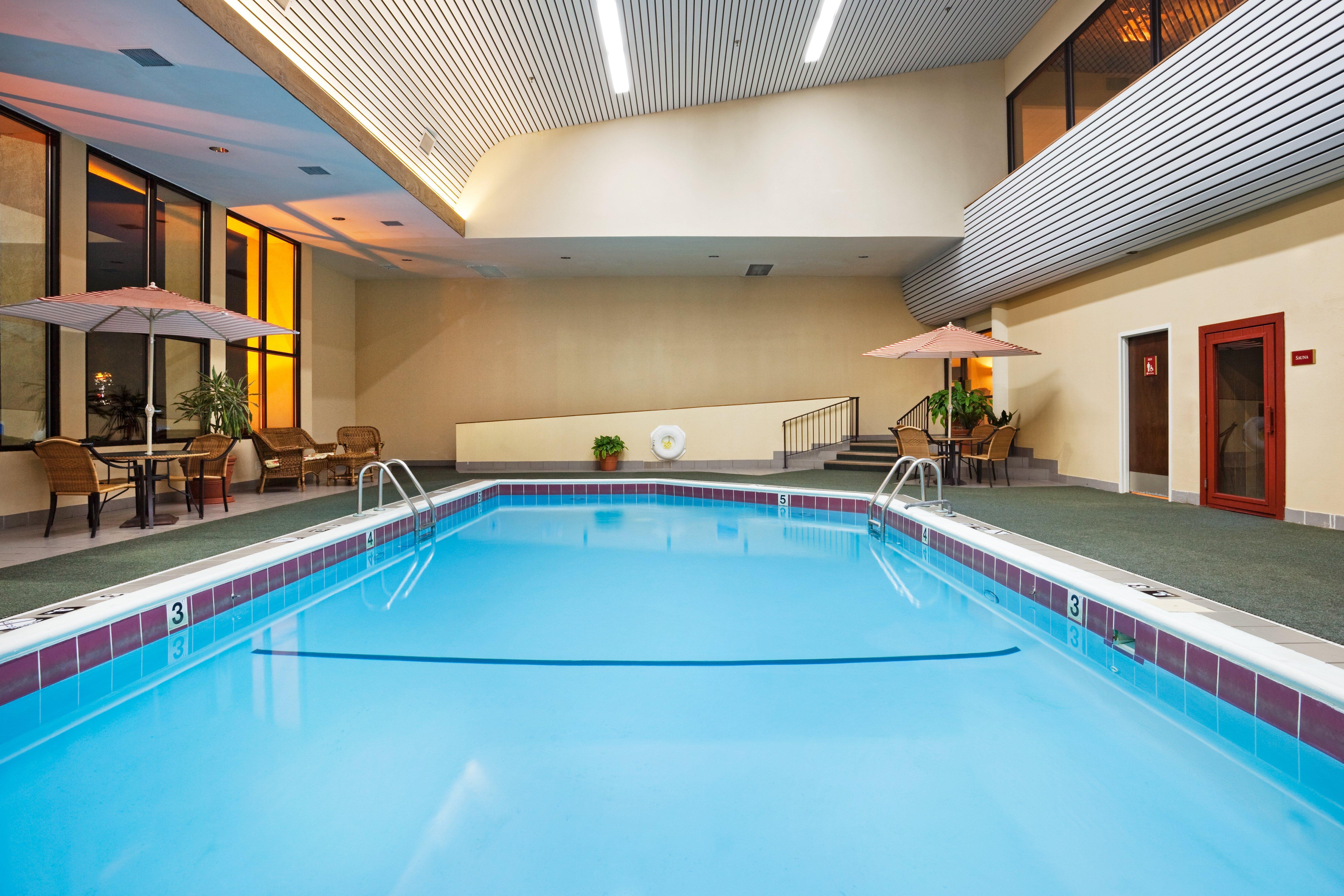 Crowne Plaza Hotel Hickory By Ihg Bagian luar foto