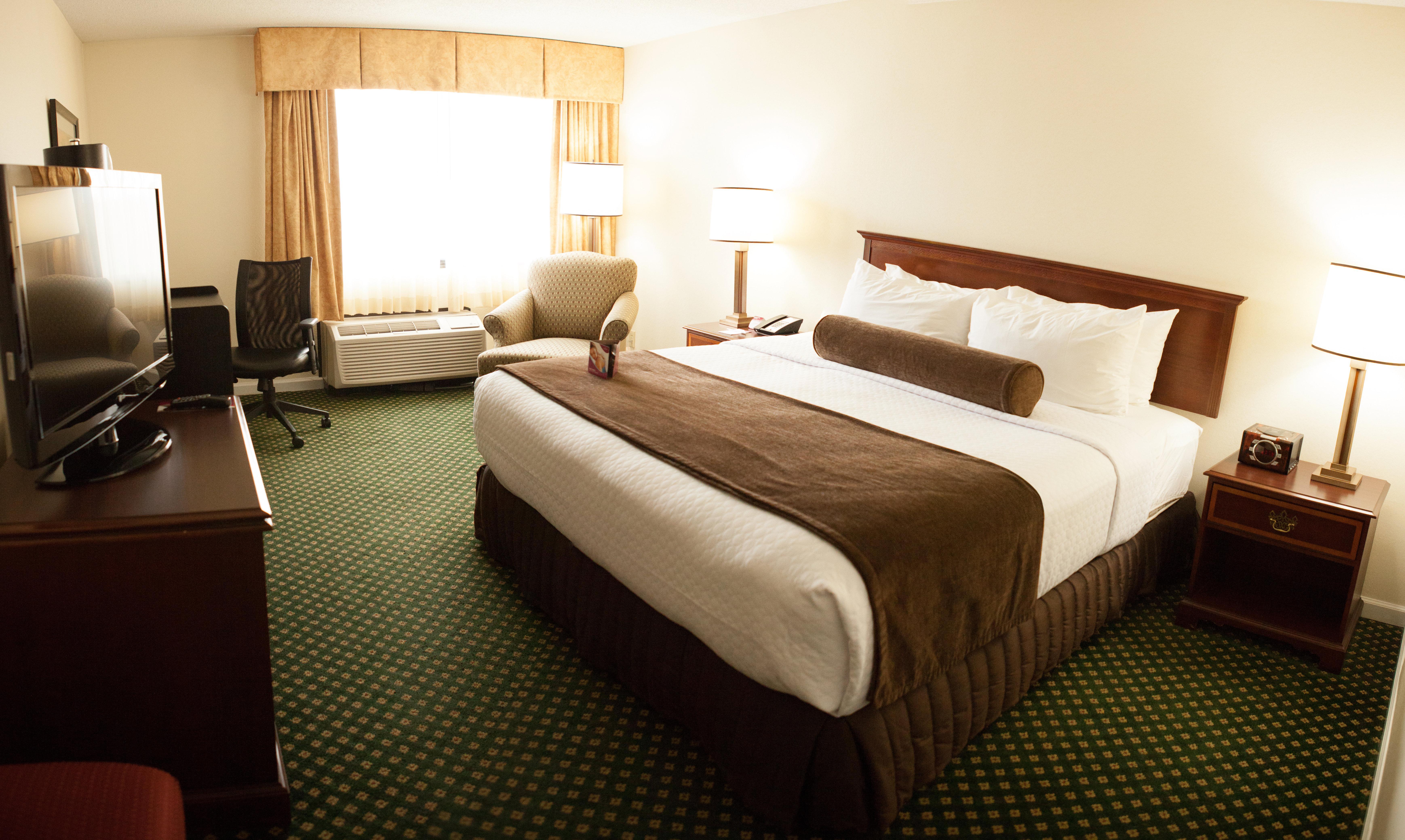Crowne Plaza Hotel Hickory By Ihg Bagian luar foto
